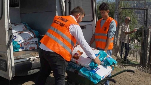 Atakum Belediyesi patili dostların yanında
