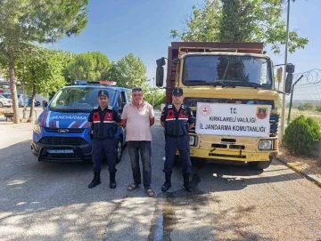 Babaeski’de çalınan kamyonu jandarma buldu
