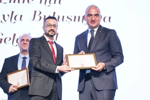 Bakan Ersoy: &quot;Bu eserler, geleceğimizin yolunu aydınlatan bir meşale&quot;
