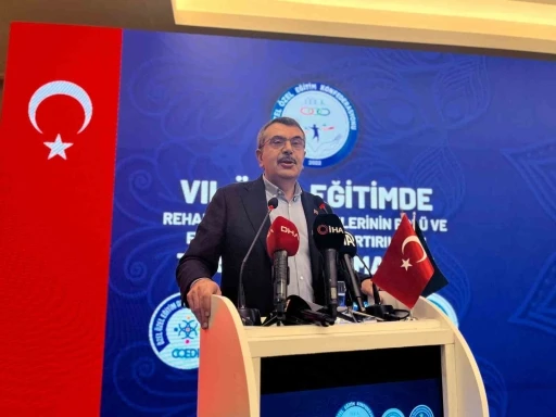 Bakan Tekin: &quot;Özel eğitime ihtiyaç duyanlara verilecek bireysel eğitim desteğini sabit göstergeye endekslersek çok güzel olacak&quot;
