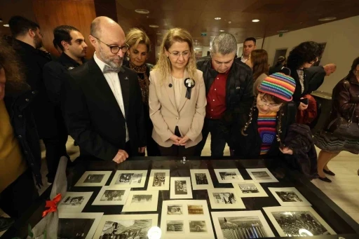 Bakırköy’de 10 Kasım sergisi ve Atatürk’ün en sevdiği türküler konseri düzenlendi
