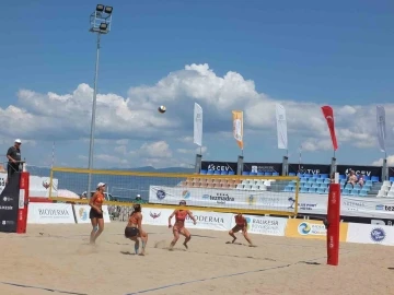 Balıkesir’de Plaj Voleybolu başladı
