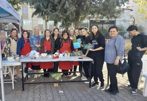 Balıkesir’de &quot;Mahallede Köylerde Kültür Sanat Her Yerde&quot; Etkinliği
