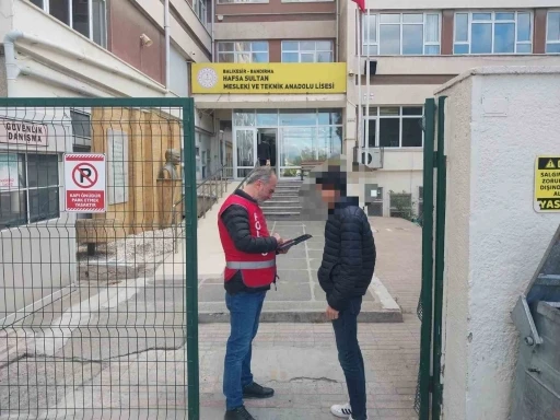 Bandırma’da okul çevrelerinde yoğun denetimlerde 68 bin lira paza cezası kesildi
