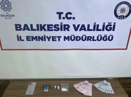 Bandırma’da uyuşturucu ticaretinden aranan şahıs yakalandı
