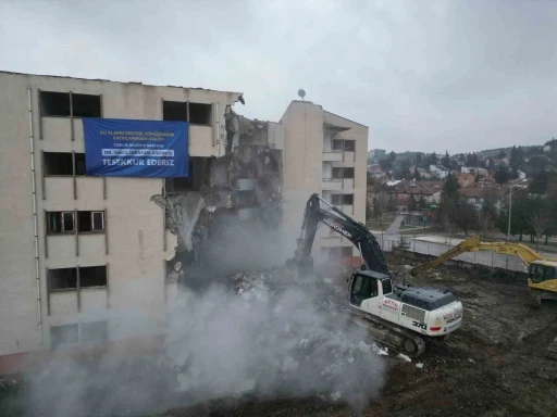 Başkan Aşgın’a vatandaşlardan ‘kentsel dönüşüm’ teşekkürü
