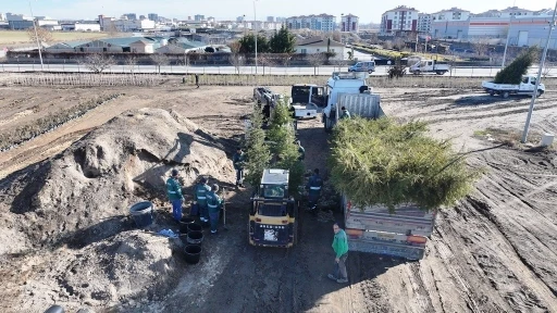 Başkan Çolakbayrakdar: &quot;Yemyeşil bir Kayseri inşa ediyoruz&quot;
