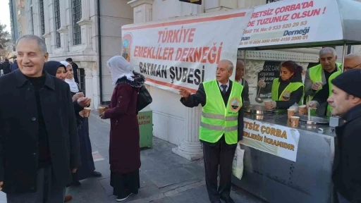 Batman’da emeklilerden 2 bin kişilik ücretsiz çorba ikramı
