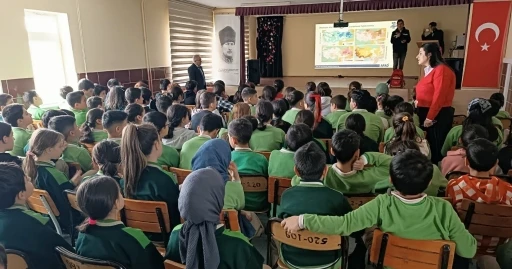 Bayburt’ta afetlere yönelik eğitimler verilmeye devam ediyor
