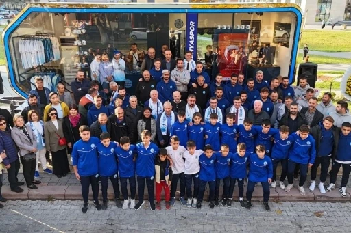 Belediye Kütahyaspor taraftarlarına müjde: Şimşek Store açıldı
