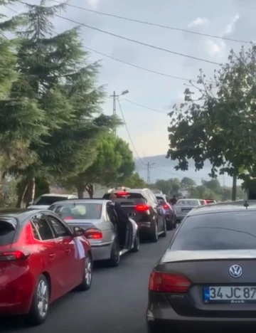 Beykoz’da düğün konvoyunda havaya ateş açtılar
