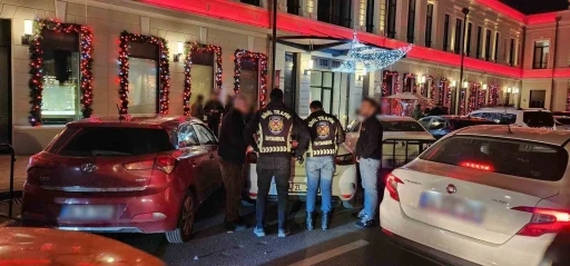 Beyoğlu’nda korsan otoparkçılara operasyon: 2 şüpheli gözaltına alındı
