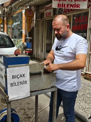 Bıçak bileme ustalarında ‘son gün’ telaşı
