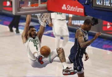Boston Celtics, NBA final serisinde durumu 3-0 yaptı
