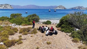 Bozburun’da 16 düzensiz göçmen yakalandı