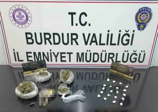 Burdur’da durdurulan araçtan uyuşturucu çıktı, 1 kişi tutuklandı
