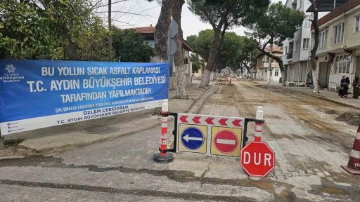 Büyükşehir Atça Caddelerini yeniliyor
