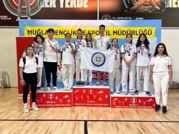 Büyükşehir Belediyesi Sporcularından Tekvando Şampiyonaları’nda büyük başarı
