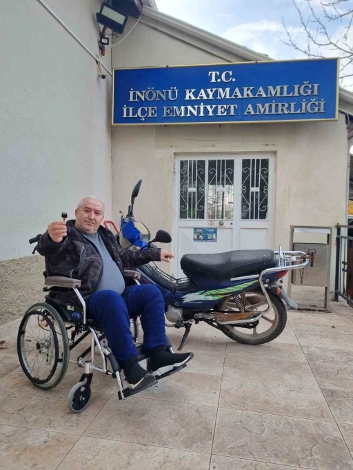 Çalınan 2 motosiklet polis ekiplerince sahiplerine teslim edildi
