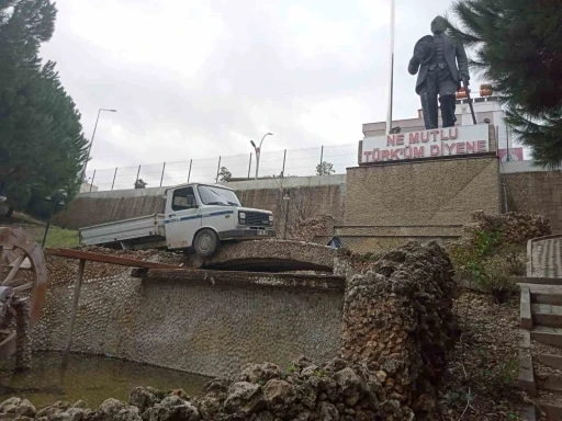 Çalınan kamyonetin bulunduğu yer görenleri hayrete düşürdü
