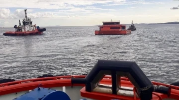 Çanakkale Boğazı’ndan geçen ’Esenkıyı’ yedeklisi makine arızası yaptı
