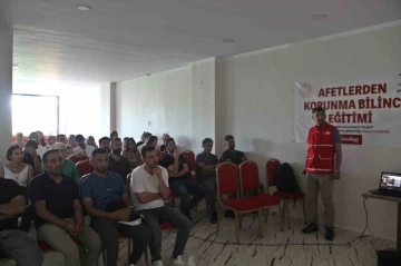 Cizre’de öğretmenlere afet bilinci eğitimi
