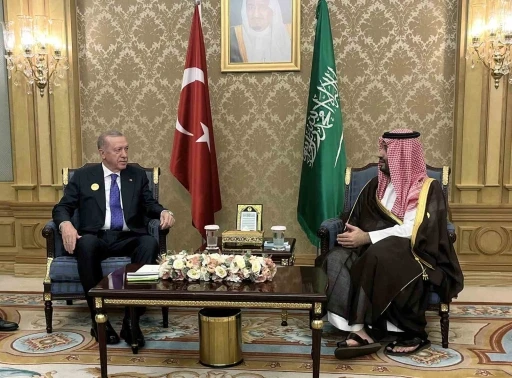 Cumhurbaşkanı Erdoğan, Suudi Arabistan Veliaht Prensi Muhammed Bin Selman ile görüştü
