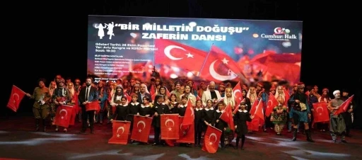 Cumhuriyet’in 101. yılında zaferin dansı sahnelendi
