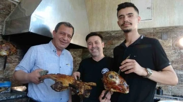 Denizli Tandır Kebabının ustaları fast food tüketimine karşı uyardı
