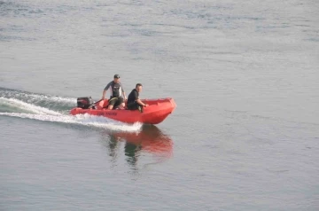 Dicle Nehri’nde can kurtarmak isterken canından oldu
