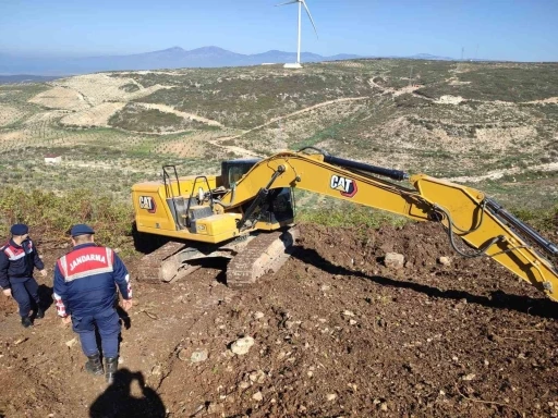 Didim’de hazine arazisinde kaçak kazı
