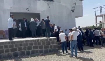 Diyarbakır’da iki aşiret arasındaki husumet iş adamı Çubuk’un aracılığıyla son buldu
