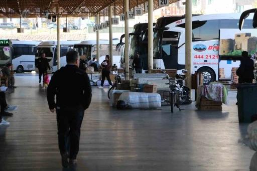 Diyarbakır Şehirlerarası Otobüs Terminali’nde bayramın ilk üç günü için rezervasyonlar doldu
