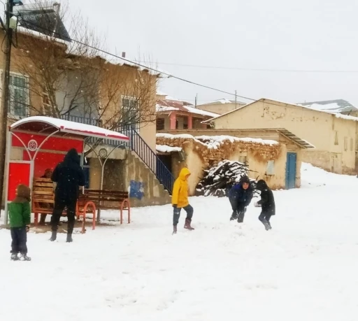 Doğanşehir’de eğitime kar engeli
