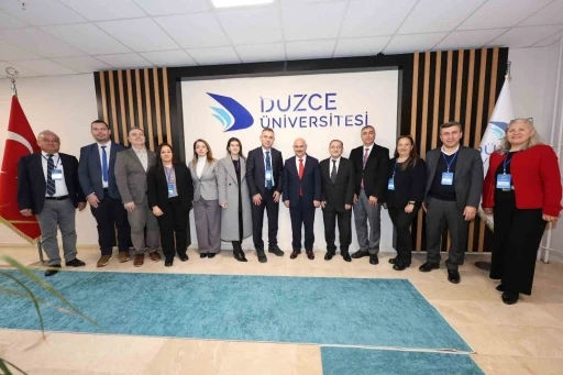 Düzce Üniversitesi’nden büyük akreditasyon başarısı
