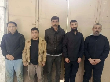 Edirne’de 5 düzensiz göçmen yakalandı
