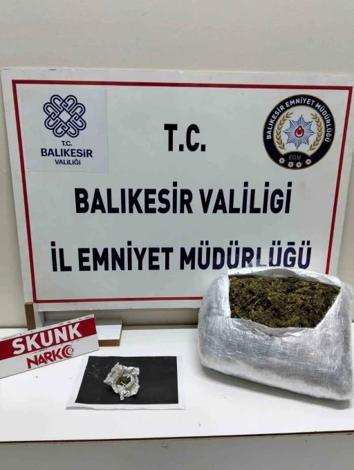 Edremit’te 696 gram uyuşturucu ele geçirildi
