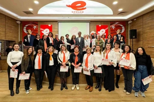 Efeler’in fotoğraf yarışmasında kazananlar ödüllerine kavuştu
