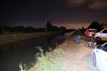 Elini yıkarken sulama kanalı düşen genç kayboldu
