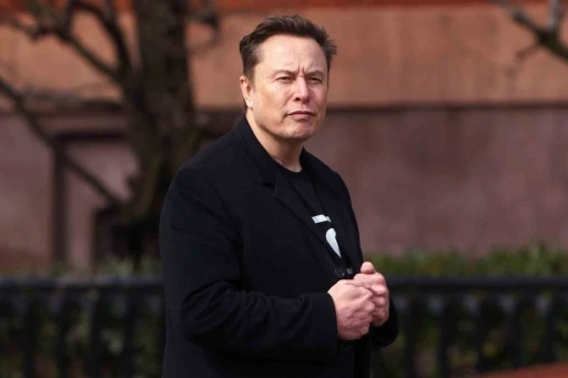 Elon Musk’tan Polonya Dışişleri Bakanı Sikorski’ye: &quot;Sessiz ol, küçük adam&quot;
