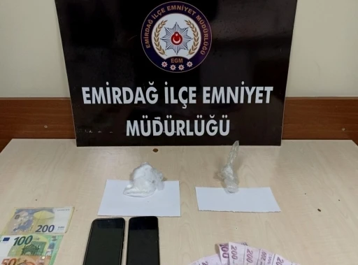 Emirdağ’da uyuşturucu madde ele geçirildi
