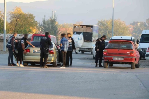 Erzincan’da aranması bulunan 14 şahıs yakalandı
