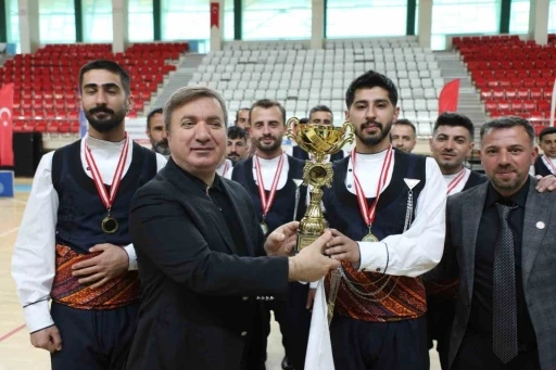 Erzincan’da Halk Oyunları İl Birinciliği müsabakaları yapıldı
