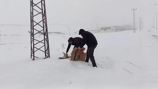 Erzurum polisinden yürekleri ısıtan hareketler
