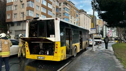 Eyüpsultan’da İETT otobüsünde korkutan yangın
