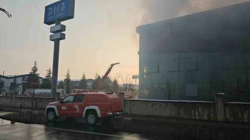 Fabrika yangınında ölü sayısı 3’e yükseldi
