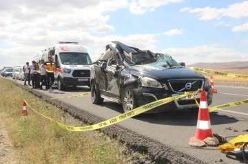 Feci kazada kız kardeşler hayatını kaybetti
