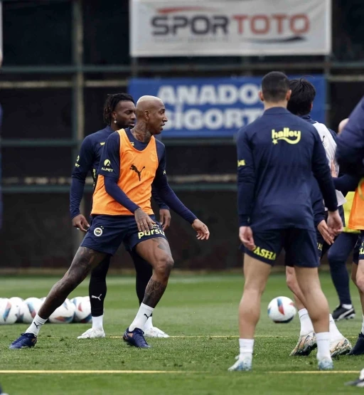 Fenerbahçe, izin sonrası Bodrum FK maçı hazırlıklarına başladı
