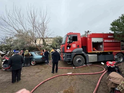 Fethiye’de ev yangını: 1 kişi hayatını kaybetti
