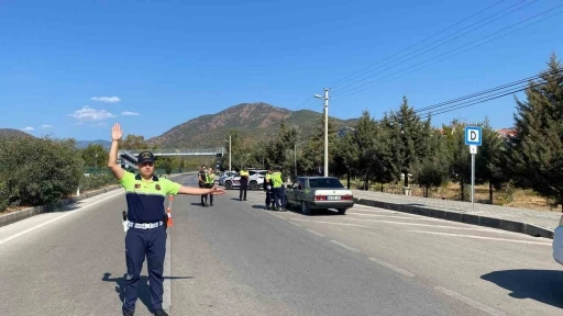 Fethiye’de polis ve jandarmadan ortak denetim
